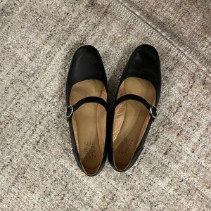 Naturalizer Kelly Mary-Jane Flats in Black 8.5
